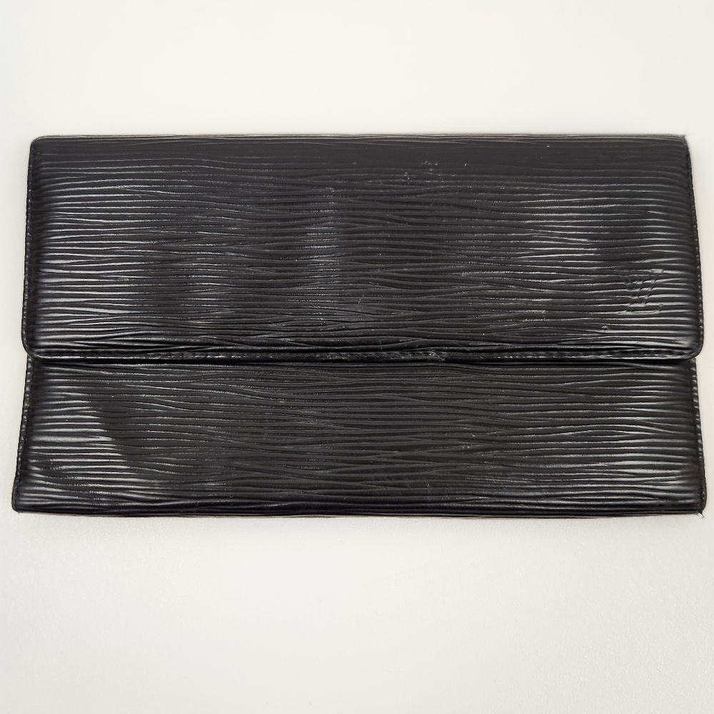 Louis Vuitton Black Sarah Epi Leather Wallet